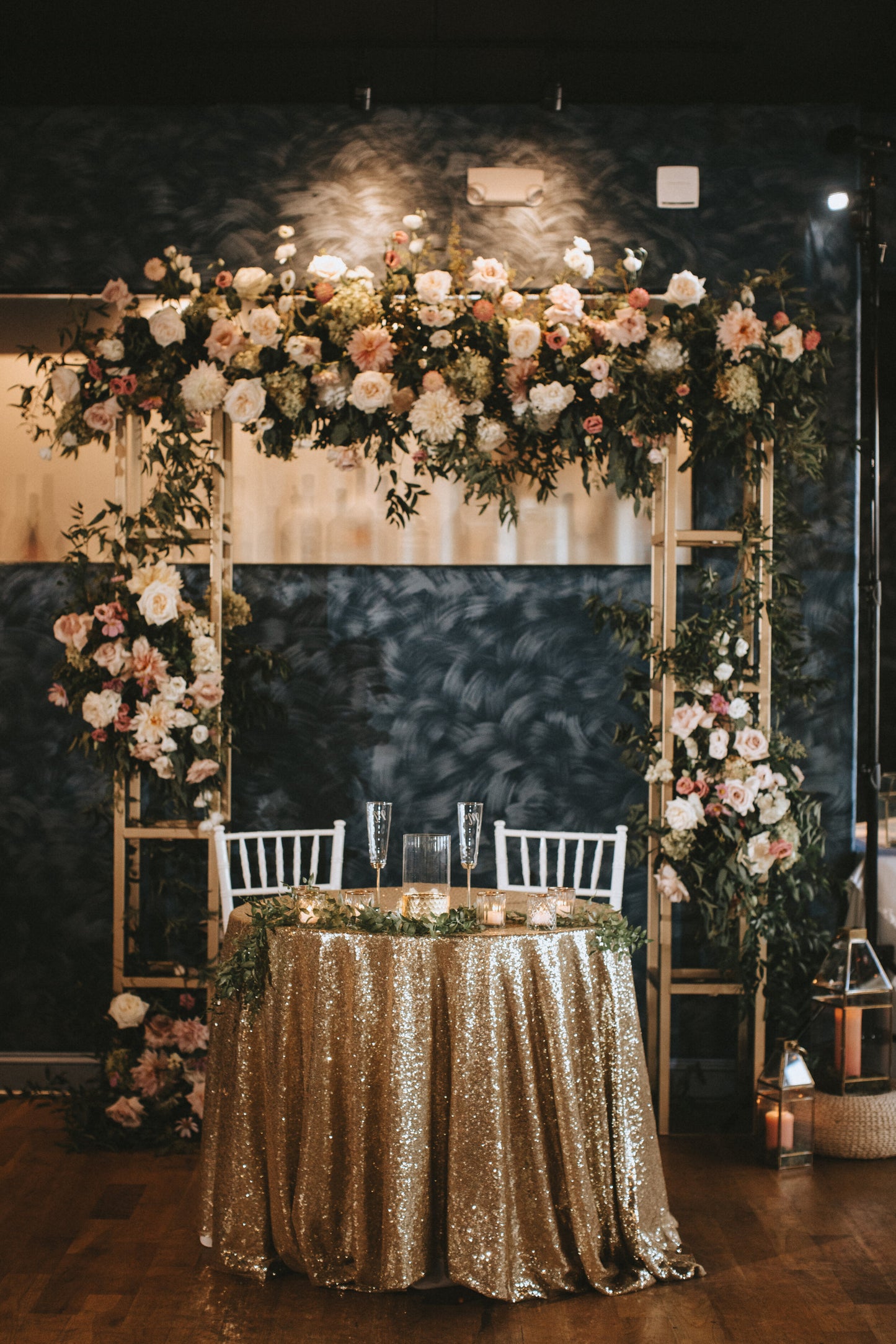 GLITZ Sequin Tablecloth