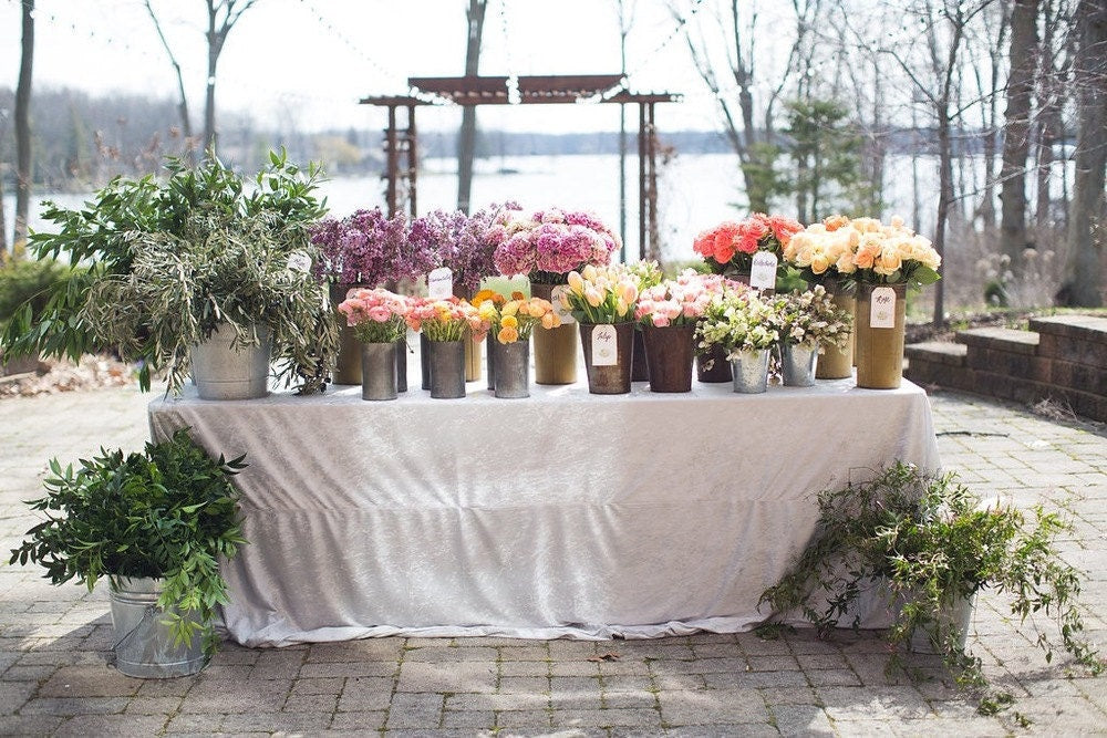 Textured Velvet Table Linens