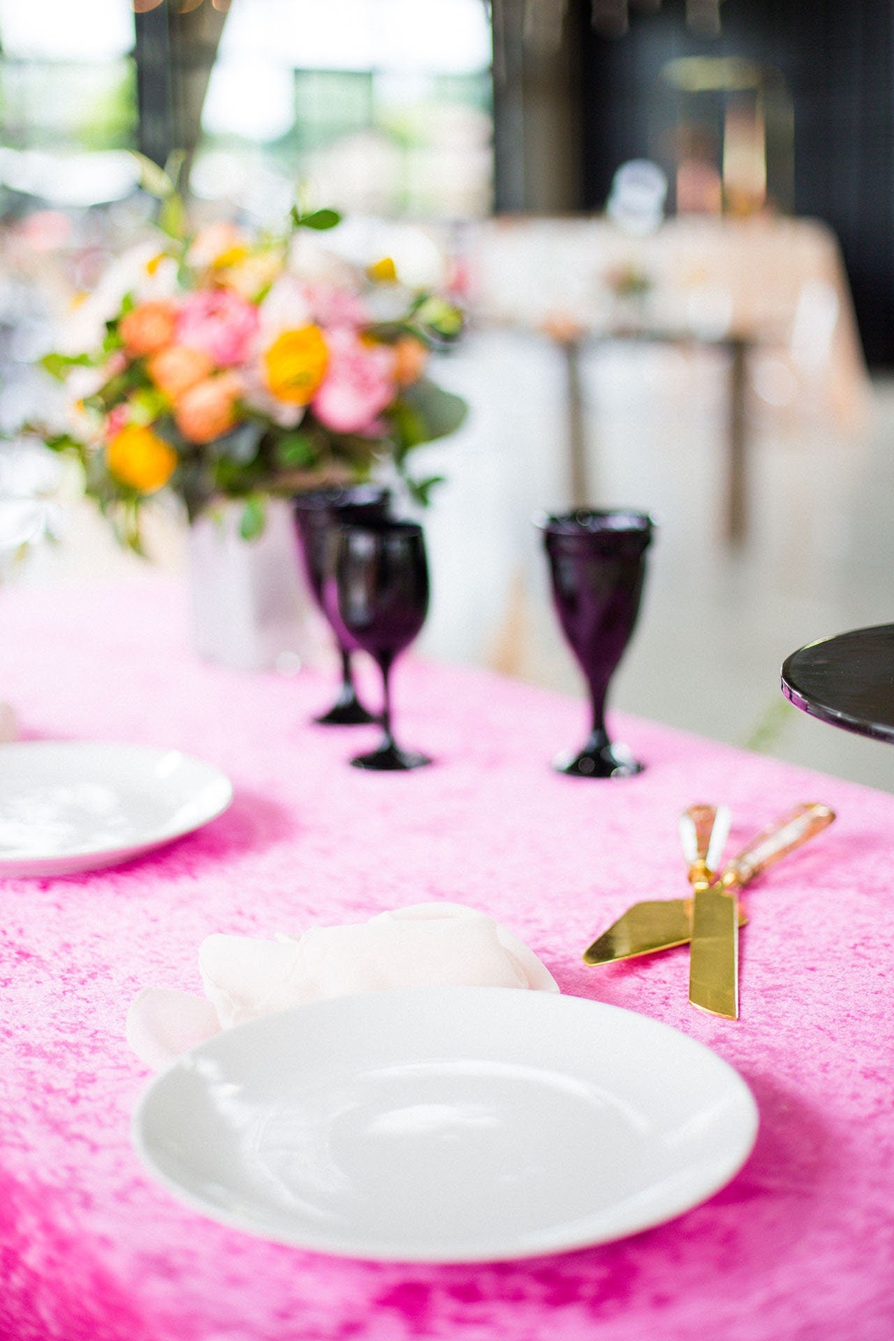 Crushed Velvet Table Linens